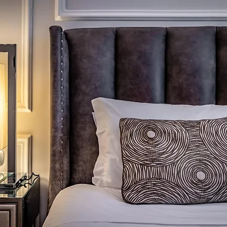 Palazzo Alfieri - Place Of Charme Hotel