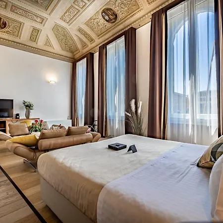 Hotel Palazzo Alfieri - Place Of Charme Florence
