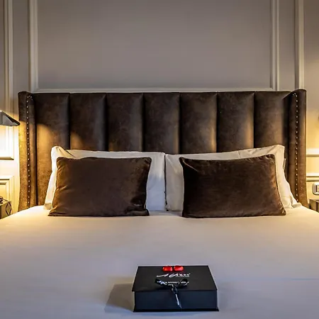 Palazzo Alfieri - Place Of Charme 4*