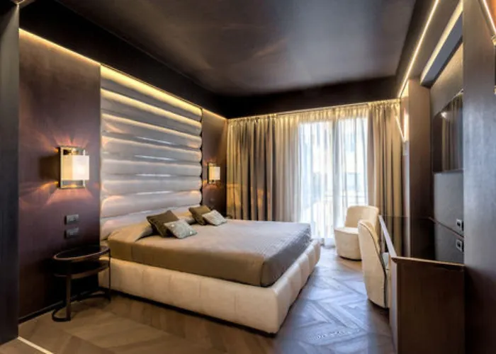 Palazzo Alfieri - Place Of Charme 4*