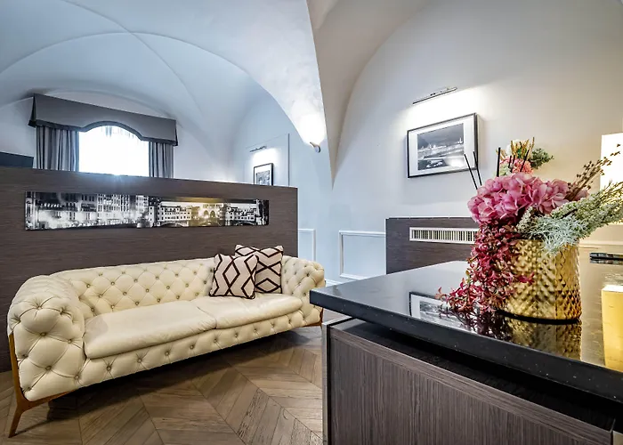 Palazzo Alfieri - Place Of Charme 4*